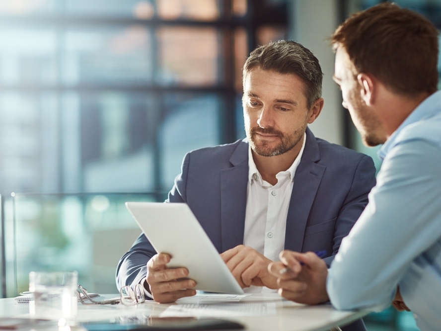 Reviewing contracts_2