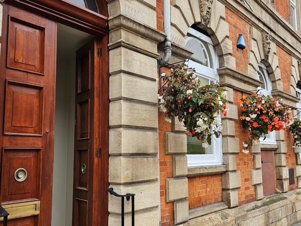 Office Frontage 11a North Street Bourne