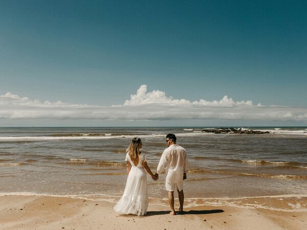 Beach Wedding Photo by Jonathan Borba