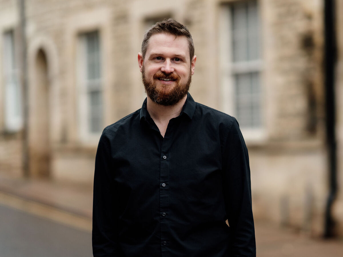 Simon Pierson Web Prof