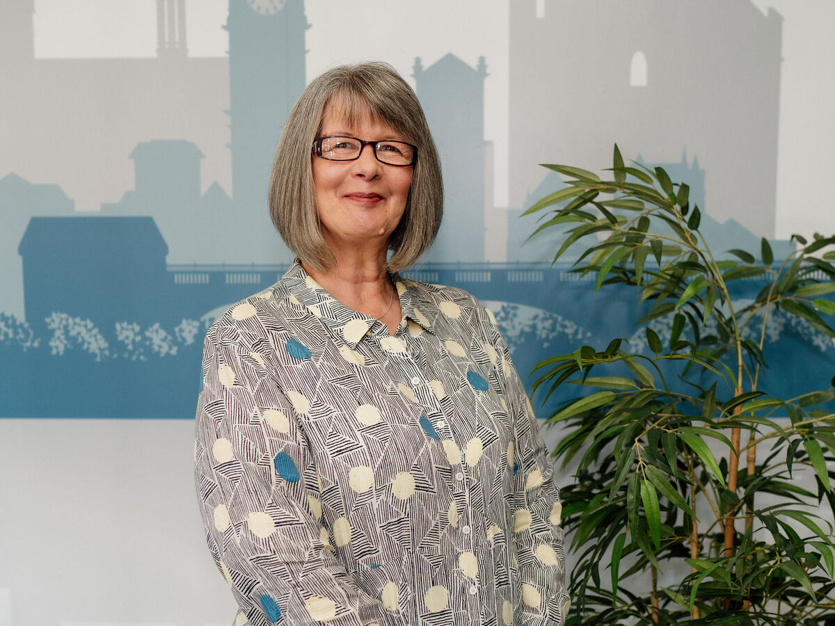 Yvonne Dudhill Web Prof